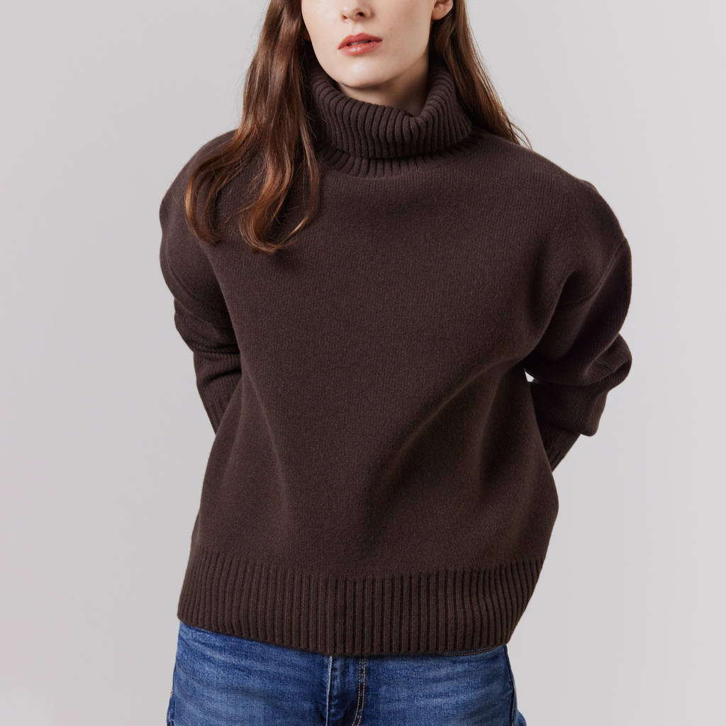 Laing Home / Nico Oversized Sweater / Chocolate