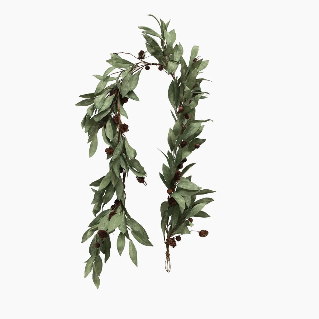 Christmas Swag / Eucalyptus & Brown Berry