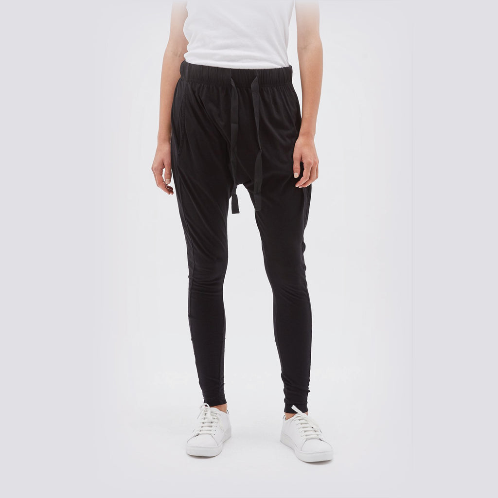 Bassike / Slouch Jersey Pant lll / Black