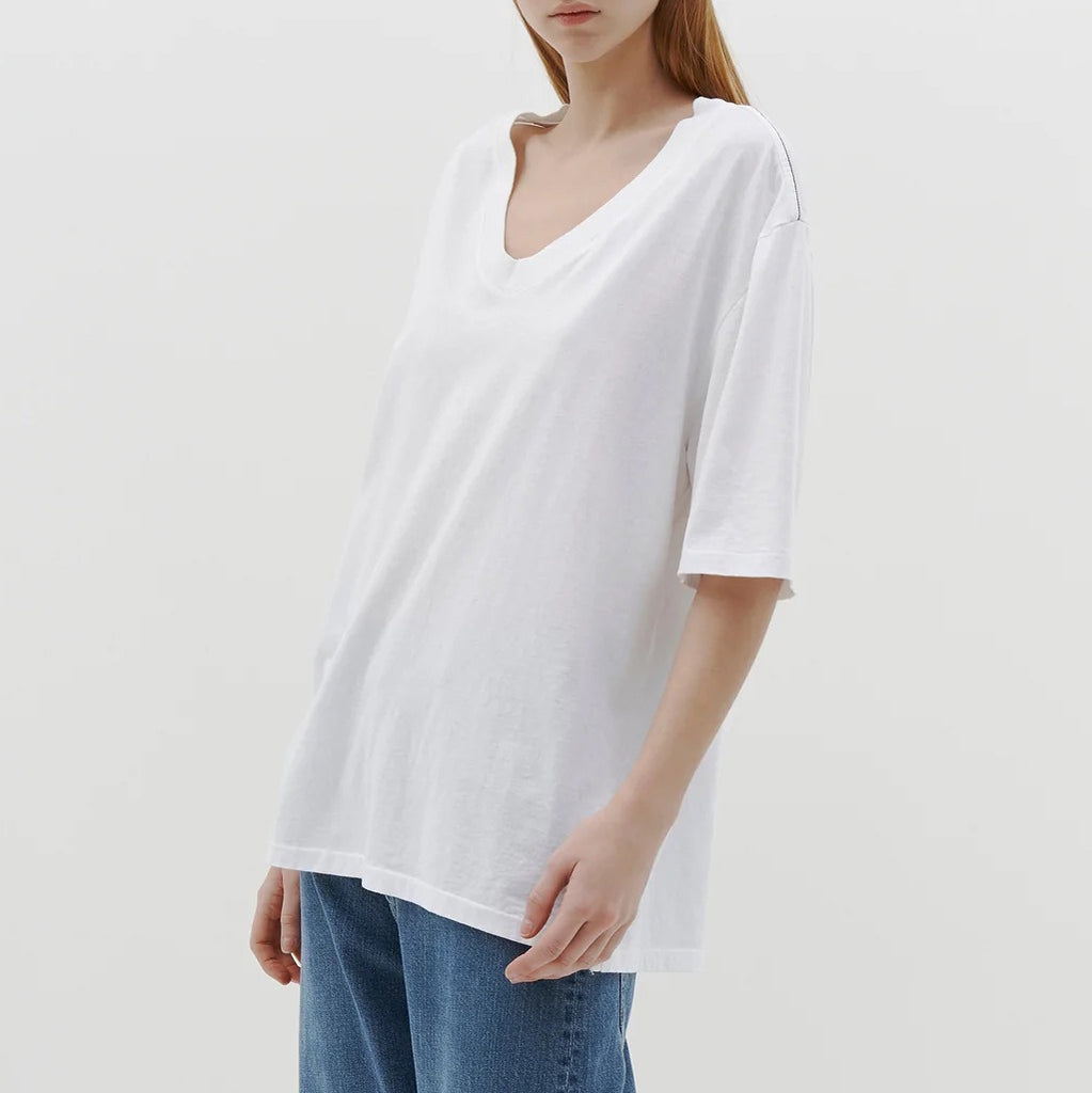Bassike / Slouch V Neck Short Sleeve T-Shirt / White